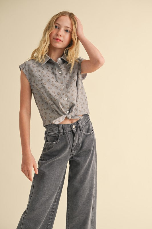 Button Up Crop
