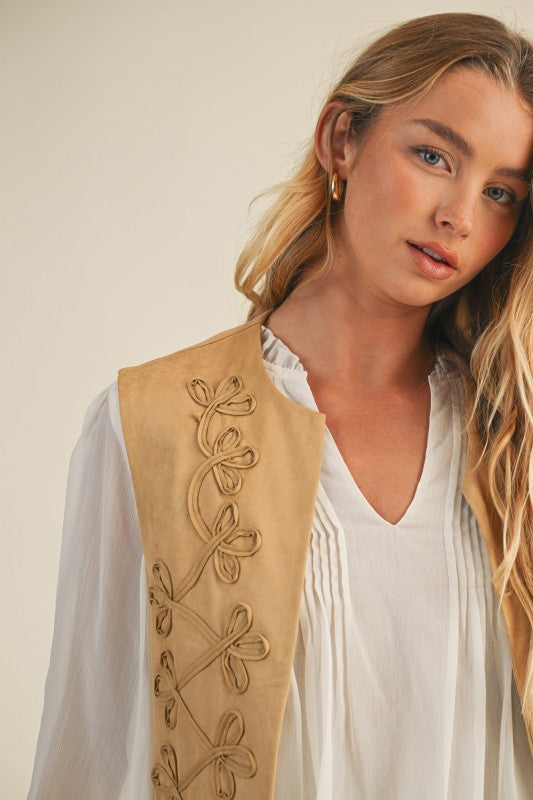 Embroidered Sleeveless Vest