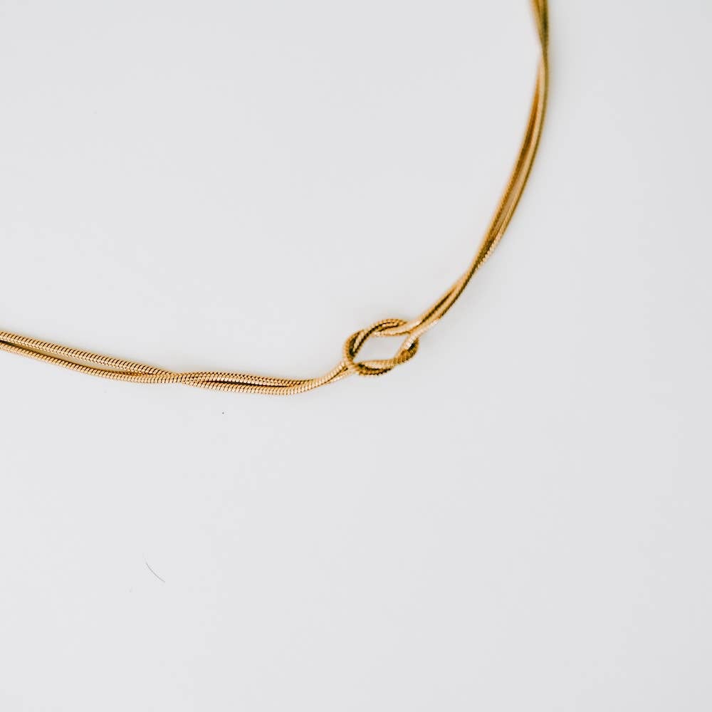 Knot Necklace
