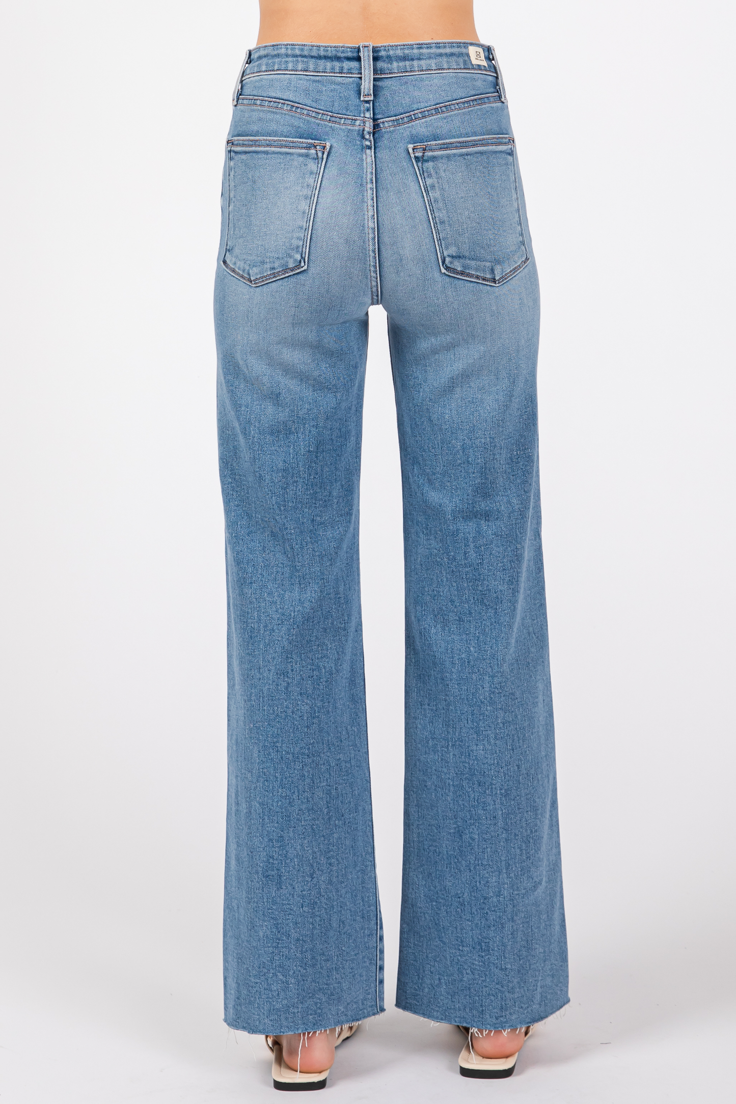 Paola Scissor Hem Jean