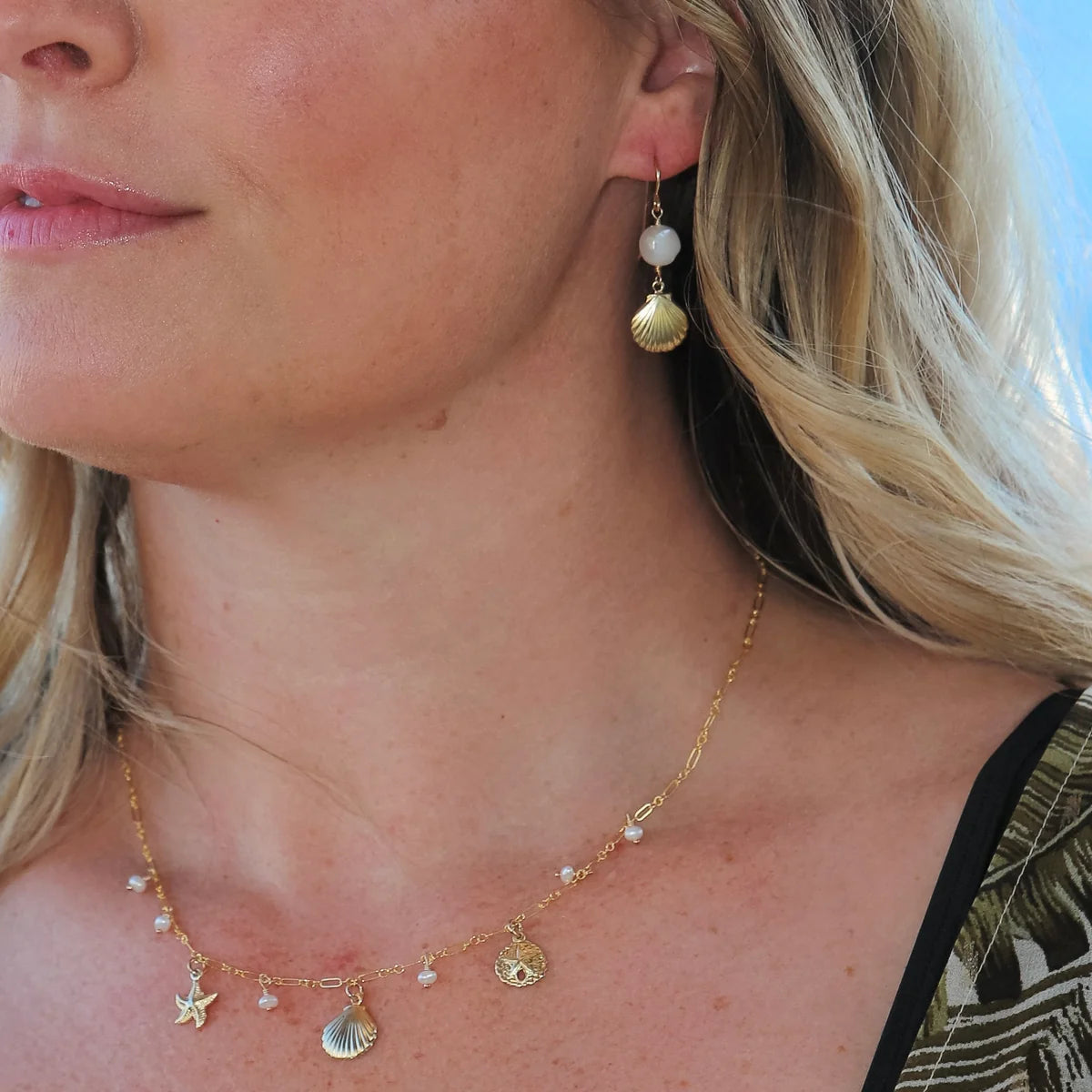 Clamshell Pearl Earrings