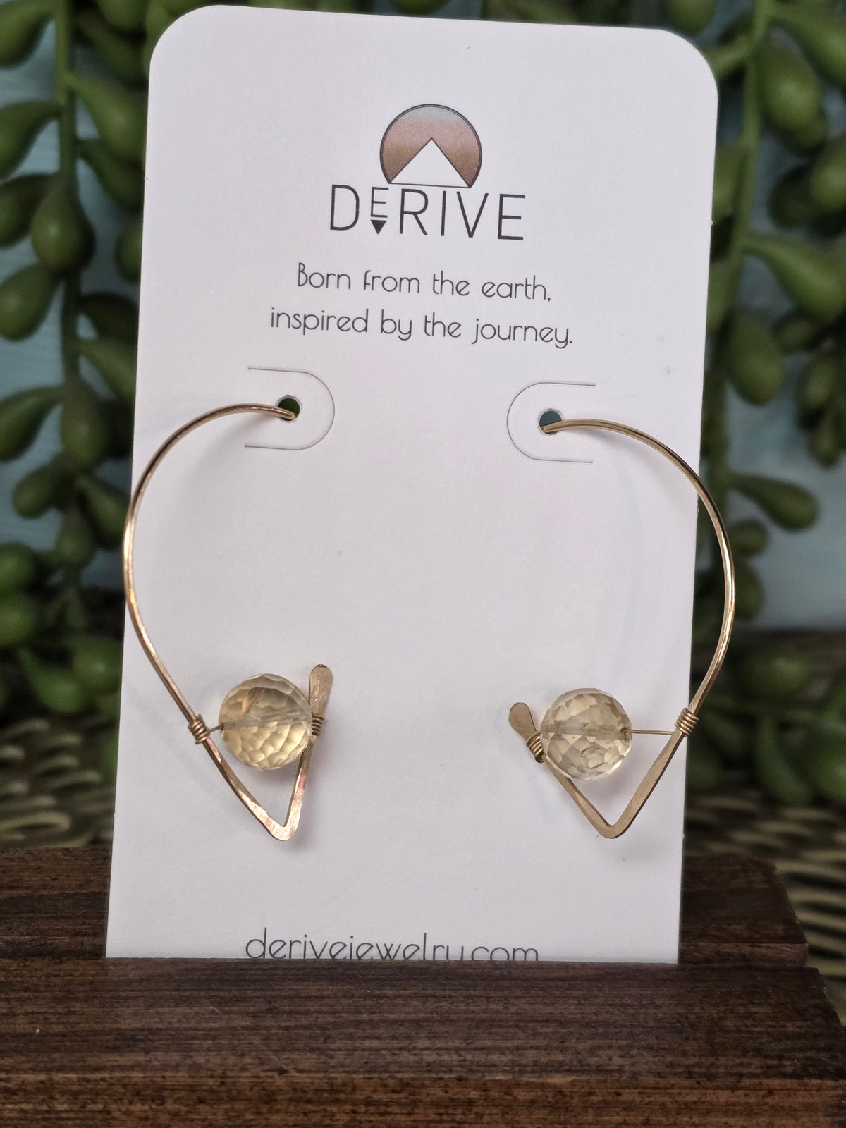 Curved Citrine Threader