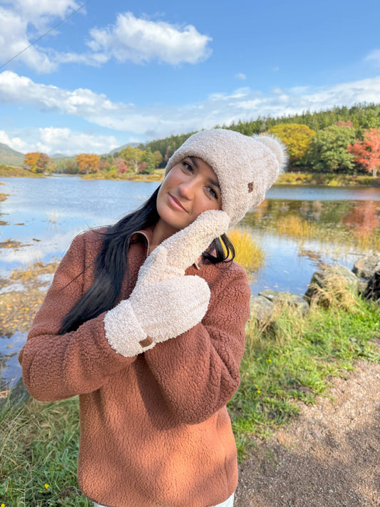 Cozy Hat Mitten Set