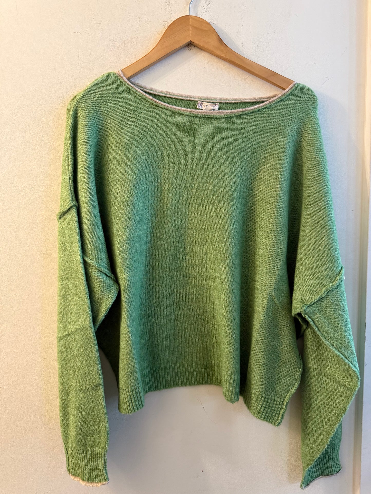 Roll Edge Cashmere
