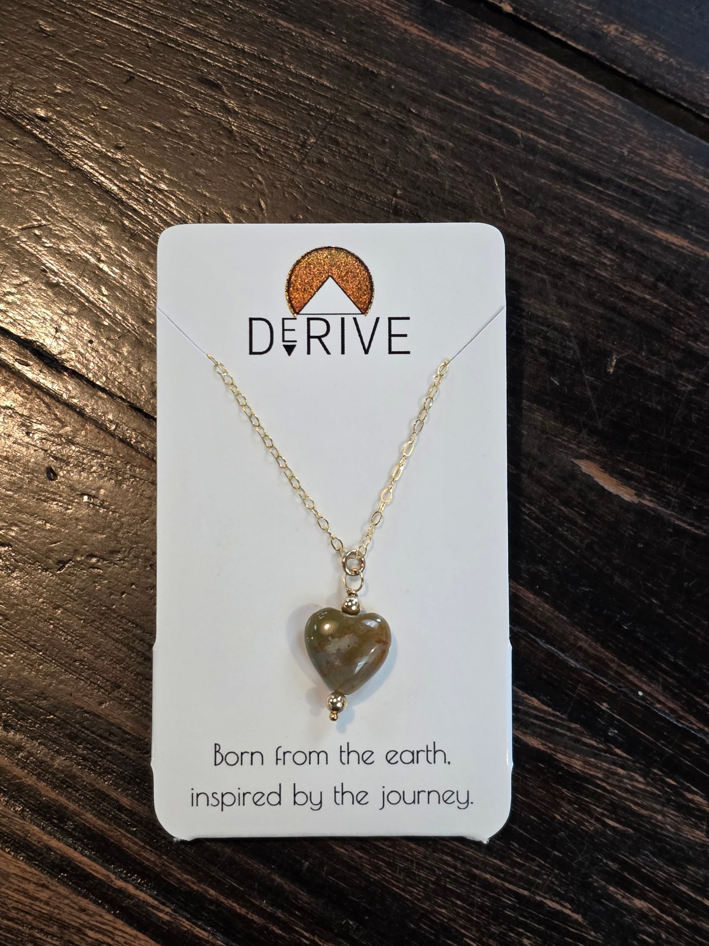 Dainty Agate Heart