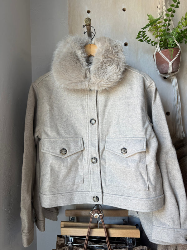 Fluffy Collar Jacket