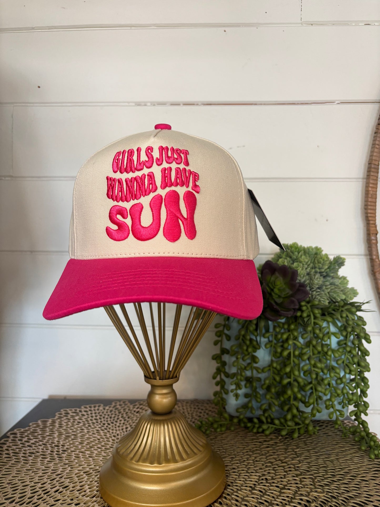 Girls Wanna Sun