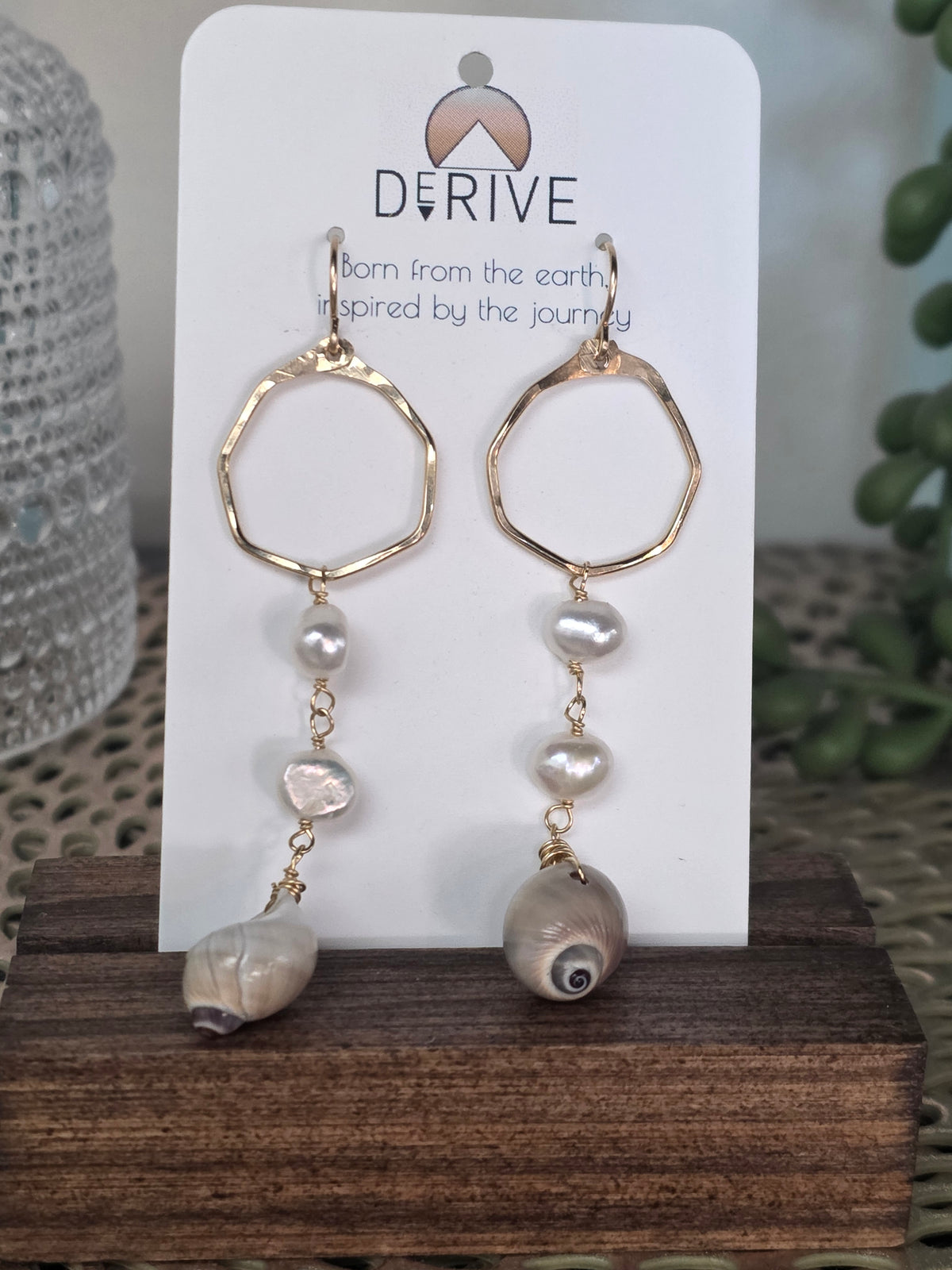 Pearl Shell Drops