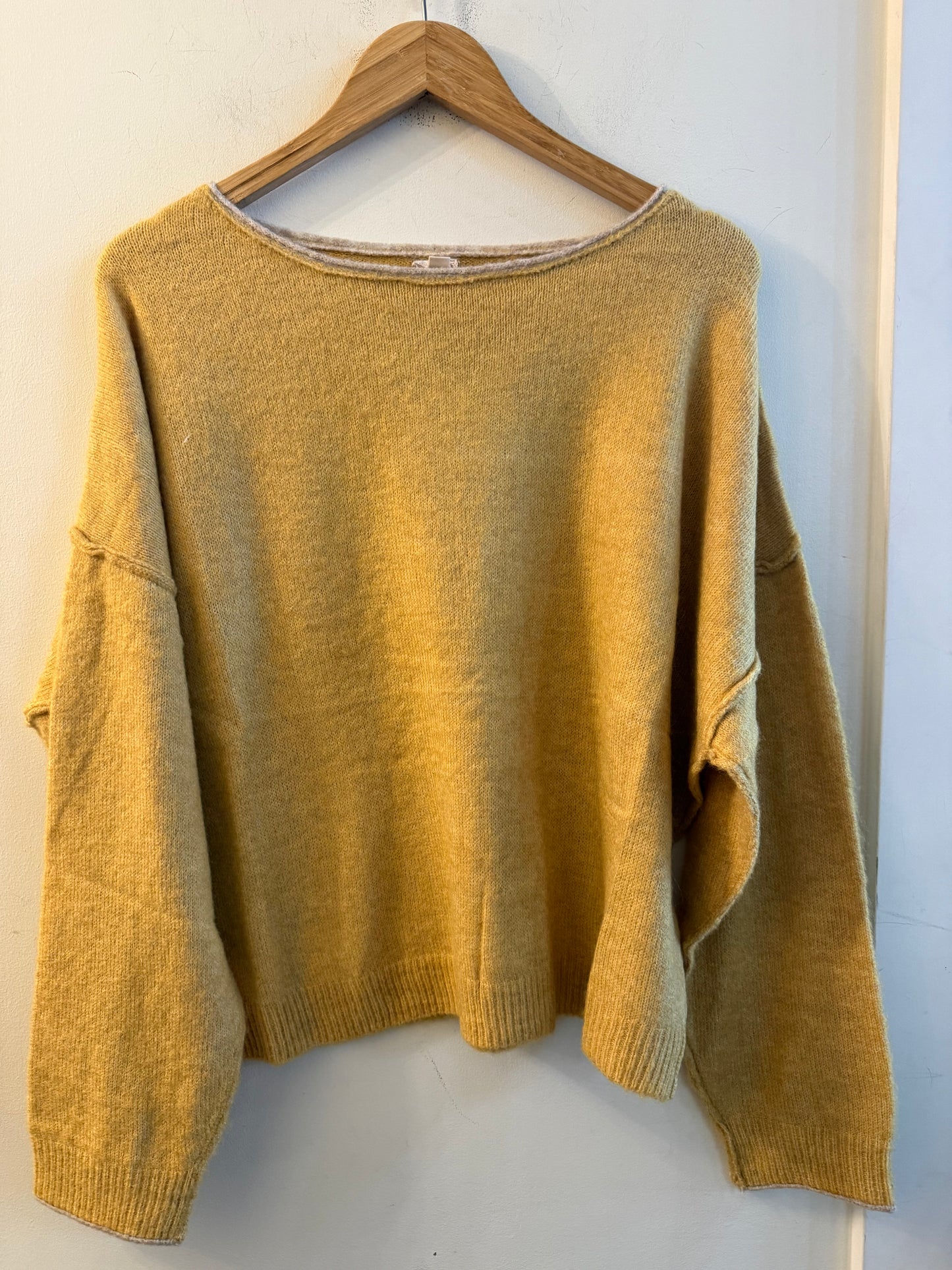 Roll Edge Cashmere