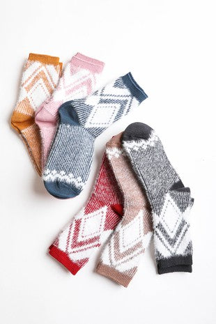 Diamond Pattern Socks